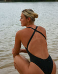 LEVANTO ONE PIECE - Black